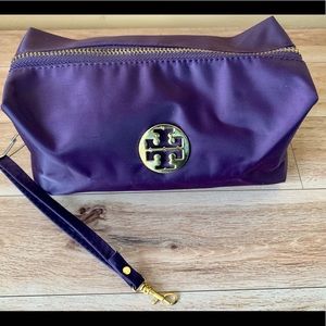Tory Burch travel makeup or toiletries bag. New without tags. 4”x7.5”x5”.